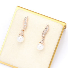 Classic Elegant Graceful Gold-plated Two-color Artificial Pearl Earrings