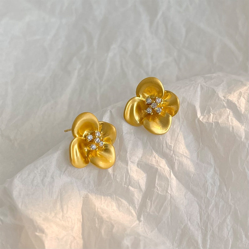 Matte Three-dimensional Flower Special-interest Design Affordable Luxury Style Zircon Stud Earrings
