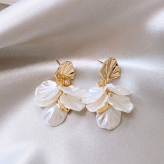 Fashion All-matching Elegant Flower Stud Earrings