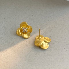 Matte Three-dimensional Flower Special-interest Design Affordable Luxury Style Zircon Stud Earrings