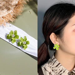 Fashion New Avocado Flower Earrings