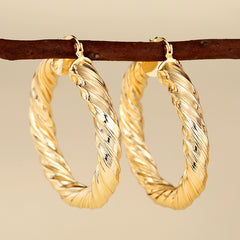 Ear Clip Female Geometric Ring Design